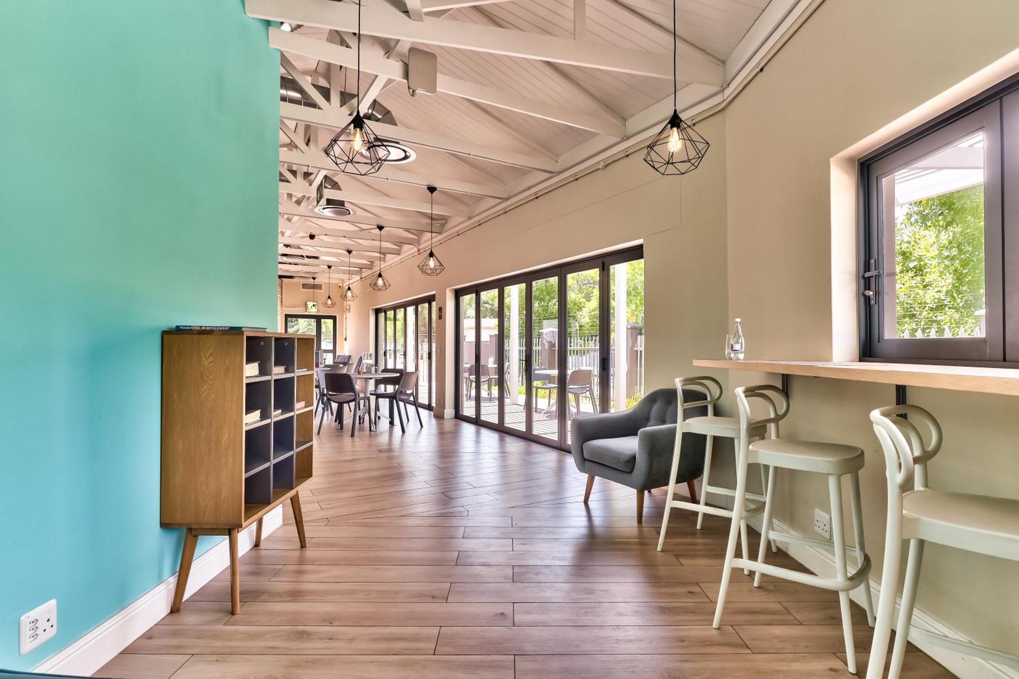 Wink Aparthotel Quiver Tree ステレンボッシュ エクステリア 写真